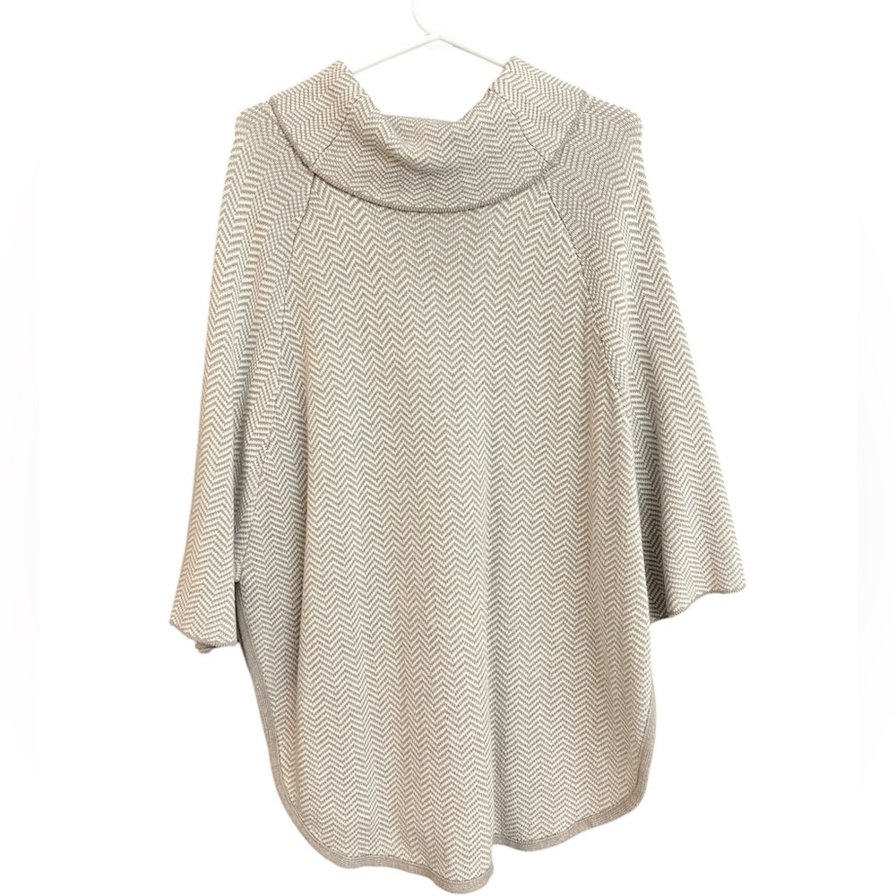 Loft Chevron Knit‎ Poncho Sweater Beige Grey Greige White Size XS/S